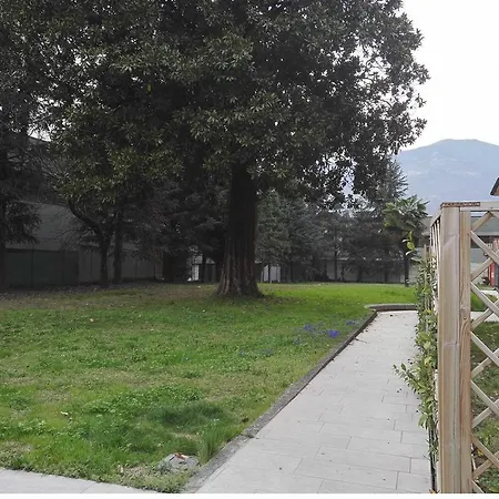 La Villetta A 2 Passi Dal Lago... Villa
